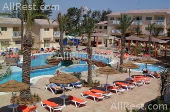 Tasia Maris Gardens 2